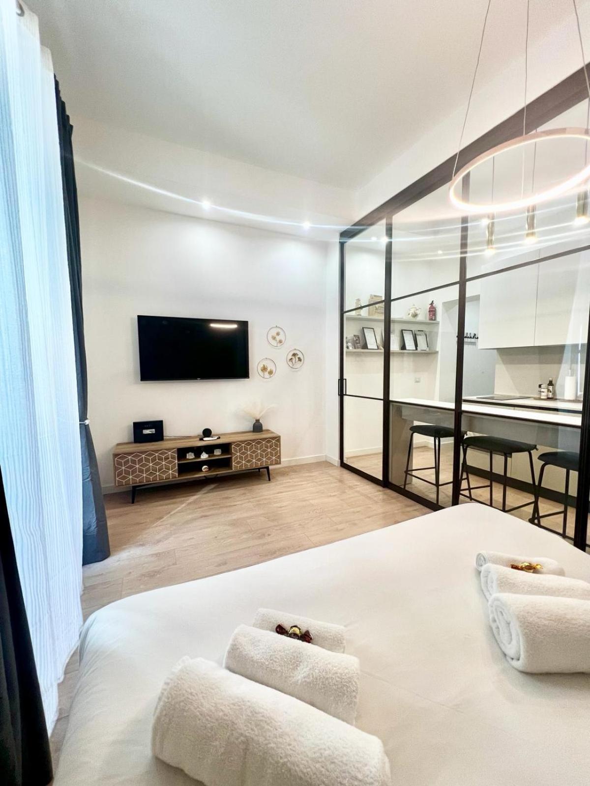 Pvr Luxury Home Rom Exteriör bild